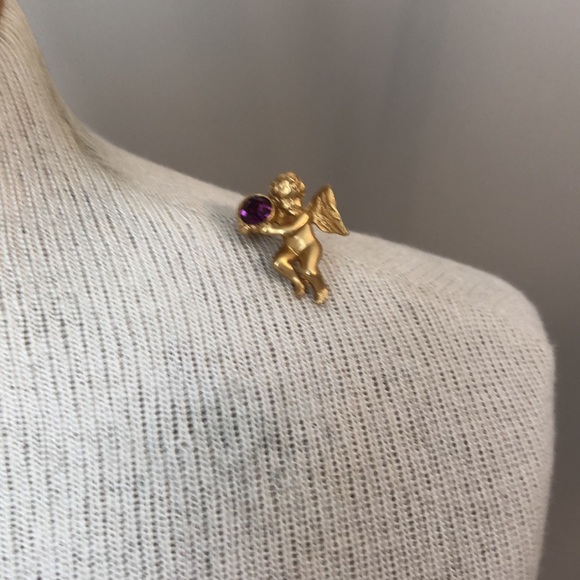 Vintage AVON Angelic Birthstone Pin February/ Simulated Amethyst 1996 - Picture 13 of 15